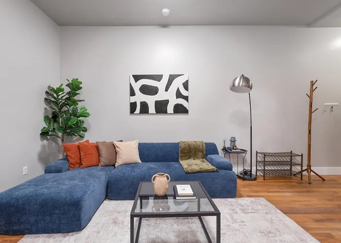 5Bd Duplex W Private Patio Bbq And Arcade Games