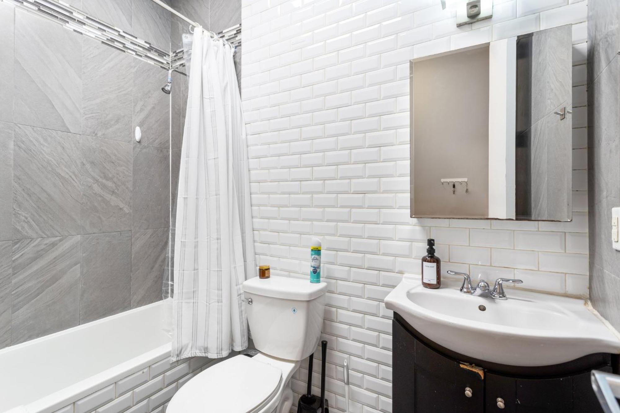 Apartamento 5bd Duplex W Private Patio Bbq And Arcade Games Nova York