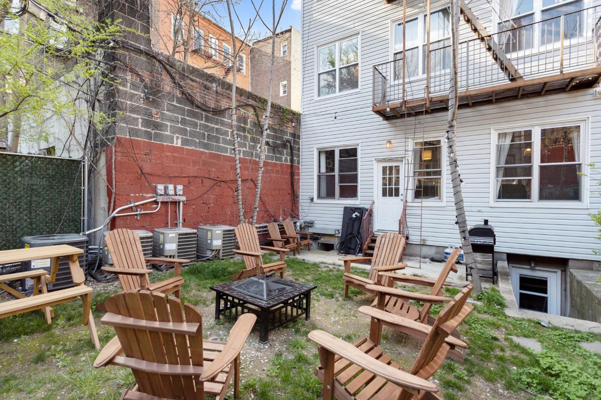 Apartamento 5bd Duplex W Private Patio Bbq And Arcade Games *